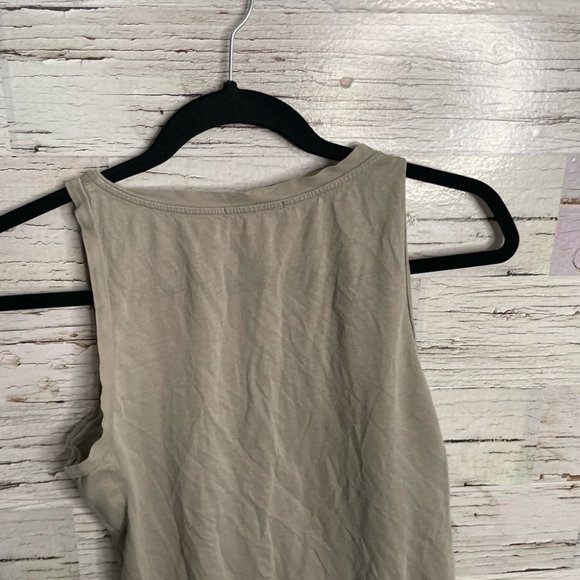 Standard James perse beige tank top button size 2 (medium) - Picture 10 of 11